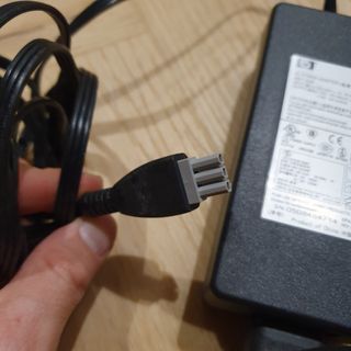 Adaptador HP - AC Power Adapter