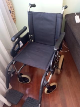 Silla de ruedas Minos plegable