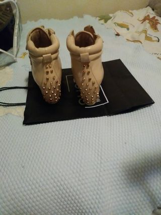 Botines Bershka beige 38 - cuña