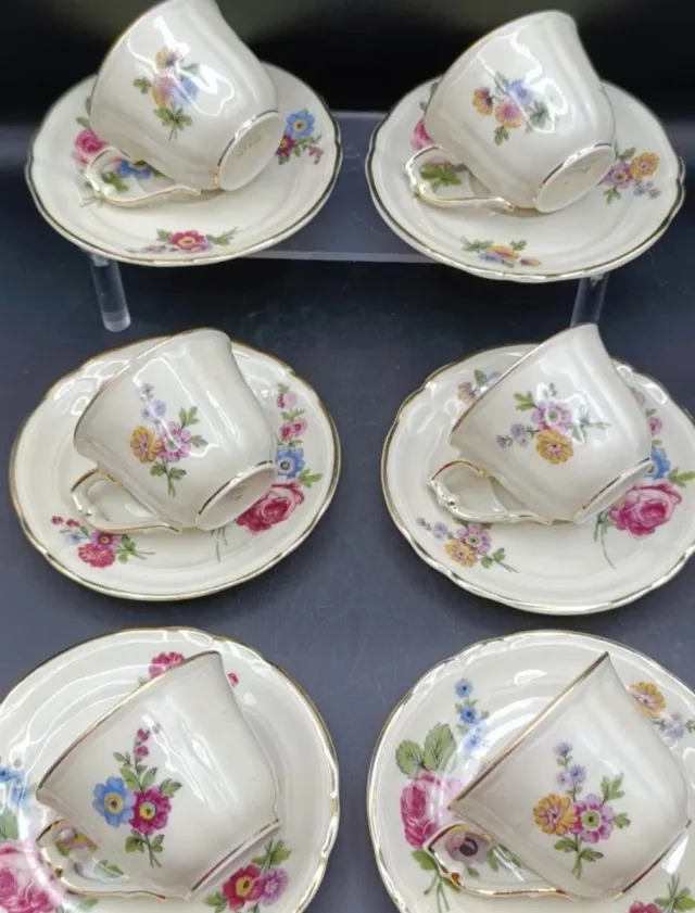 Lote de aperitivos y café express 