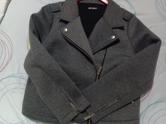 Chaqueta Superdry gris