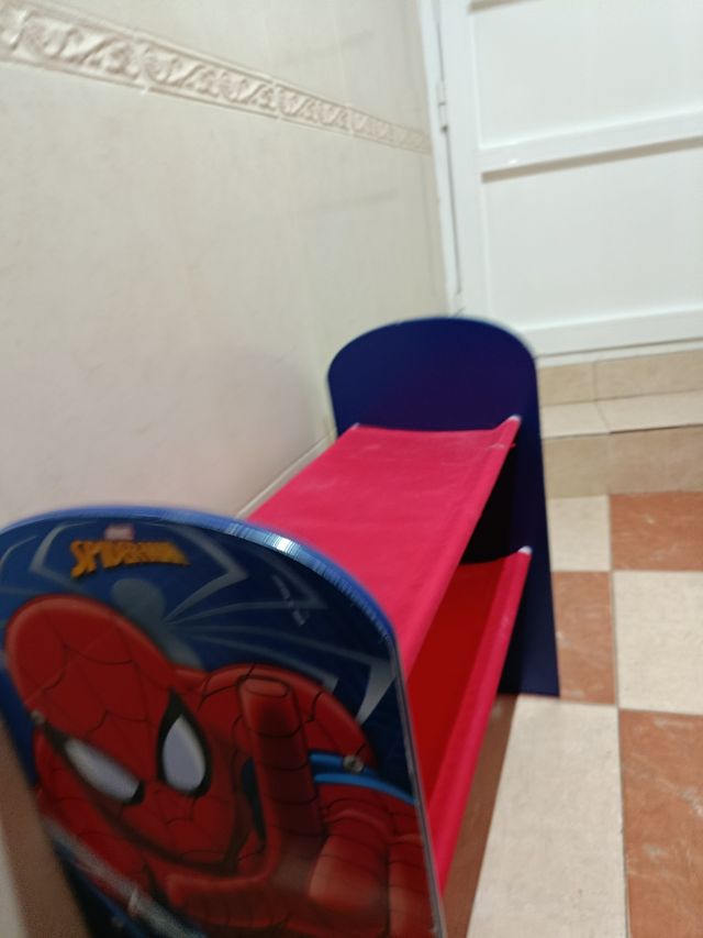 Estantería infantil Spiderman