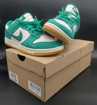 Nike Dunk Low - Verdes - Talla 38.5
