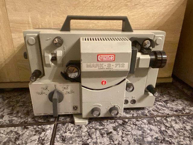 Proyector Brune Mark-S-712 Super 8