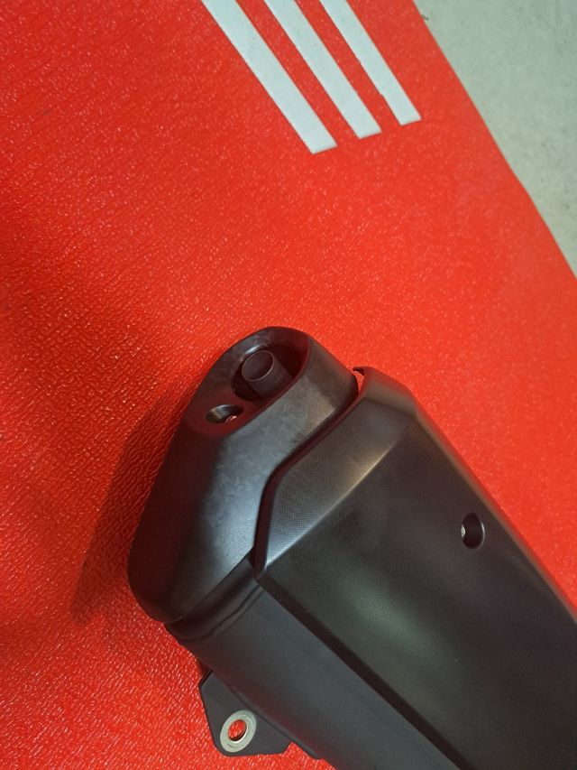 Tubo escape Yamaha Tricity 300