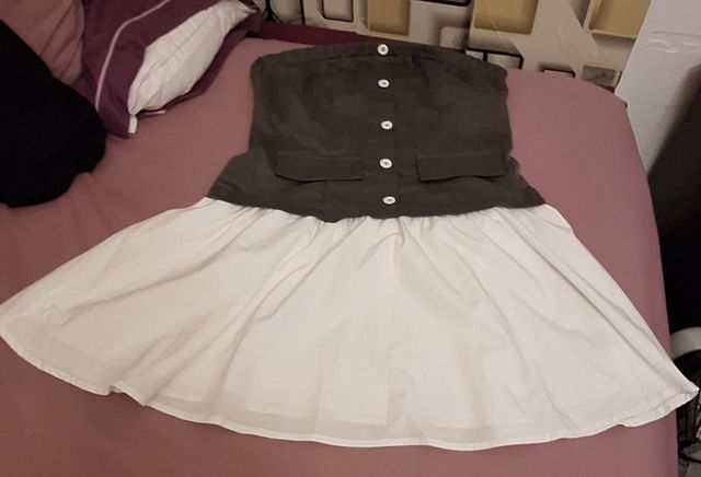 Vestido gris y blanco - sin tirantes