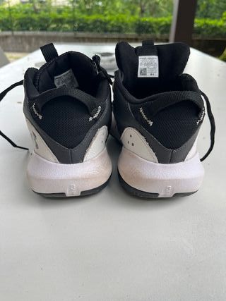 Scarpe da basket Under Armour GS Lockdown 6