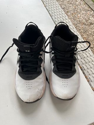 Scarpe da basket Under Armour GS Lockdown 6