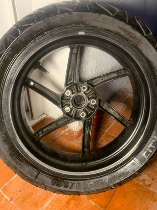 Rueda Gilera Runner 140/60-13 y piaggio NRG