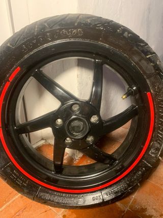 Rueda Gilera Runner 140/60-13 y piaggio NRG