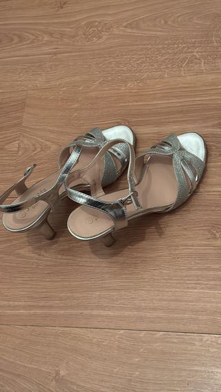 Sandalias Plata Brillantes Tacón Bajo