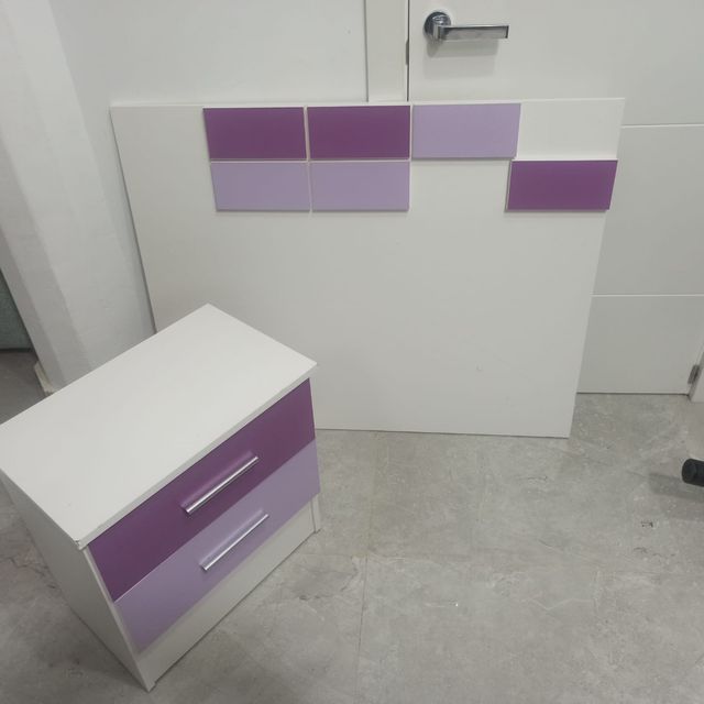 Cabecero y mesita noche - morado/blanco