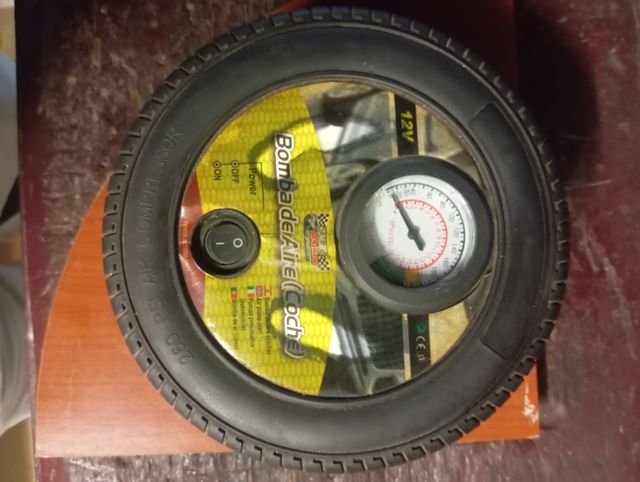 Compressore 12V per auto /moto/bicicletta