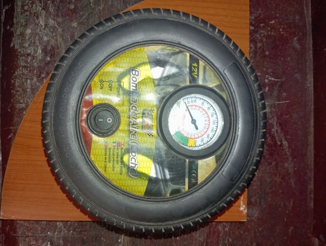 Compressore 12V per auto /moto/bicicletta