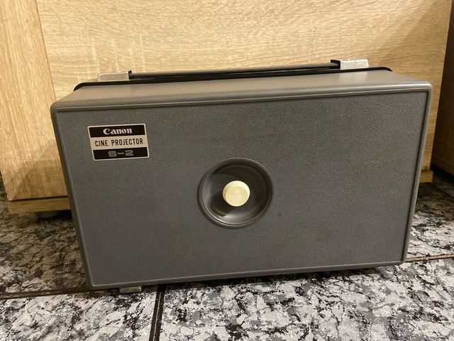 Proyector Canon Cine S-2