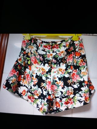 Short Falda Flores