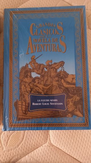 Clásicos de las novelas de aventuras. Lote 15€.