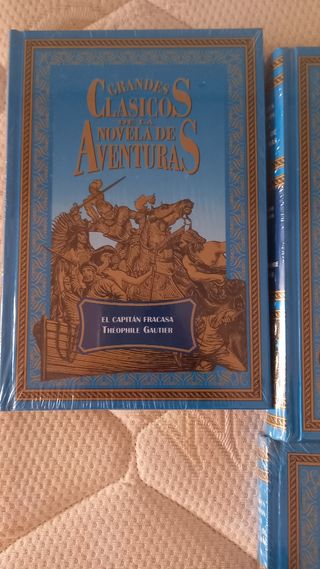 Clásicos de las novelas de aventuras. Lote 15€.