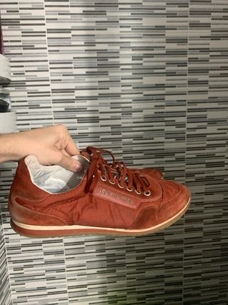 Zapatillas Louis Vuitton rojas, talla 46