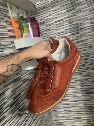 Zapatillas Louis Vuitton rojas, talla 46