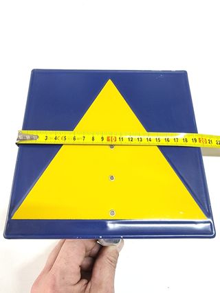 Chapa triangulo señalizacion remolque camion...