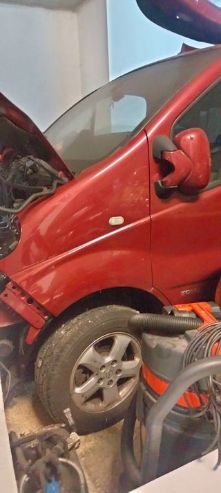 Opel Vivaro 2500cdti 145cv - Recambios