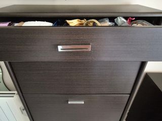 Cabecero cama, mesitas, muebles.