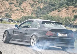 Parachoques trasero BMW E46 JDM
F.K.D