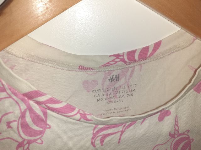 Camiseta H&M niña unicornio 6-8