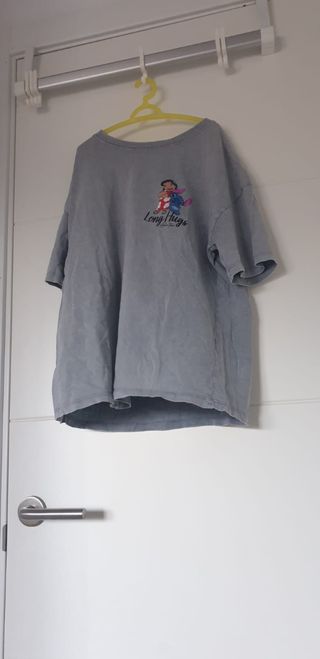 Camiseta Stitch Zara - Gris