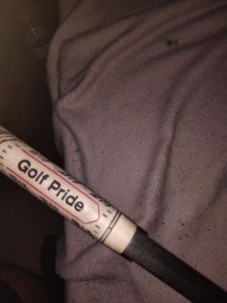Palos de golf usado 3 veces 
GOLF PRIDE 15€ y 10€