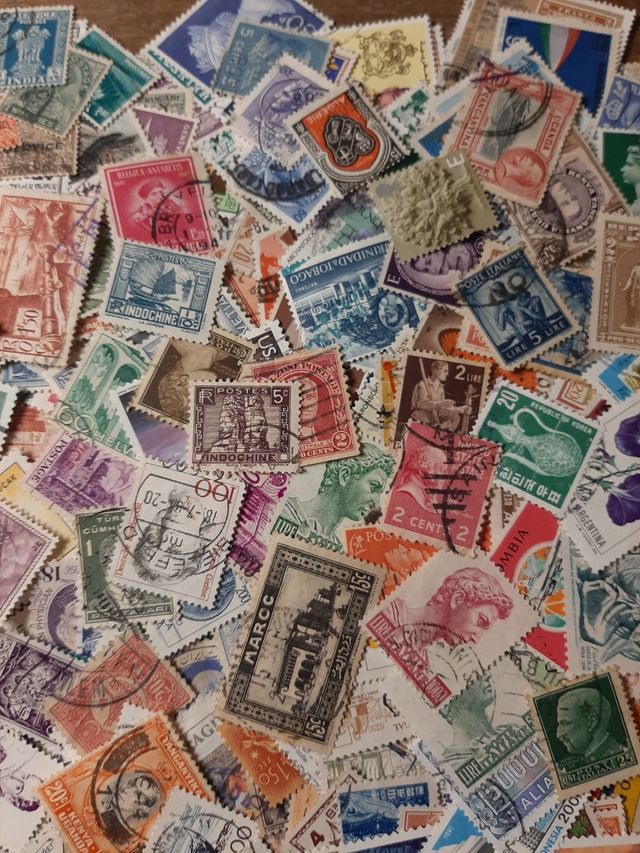 Francobolli del mondo.