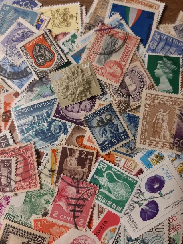 Francobolli del mondo.