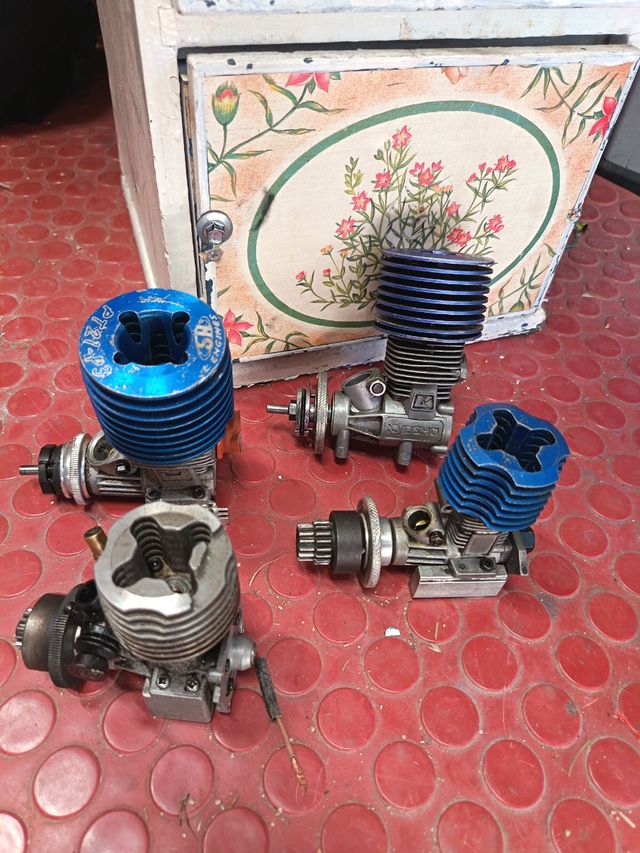 Ricambi e ricevitori per auto RC usati