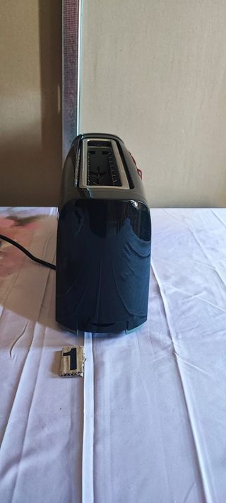 Tostadora HAEGER 1000W