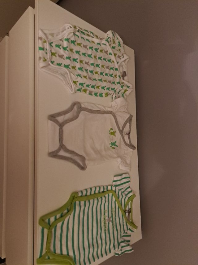 4 Bodys Bebé 0-1 Mes