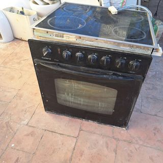 Horno y vitrocerámica Corbero