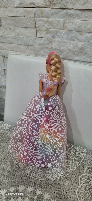Muñeca Barbie Princesa Arcoiris