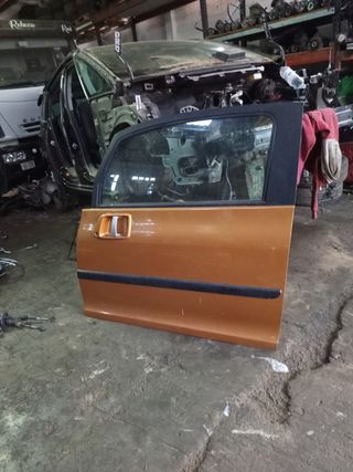 Puerta izq Peugeot 1007 (2005)