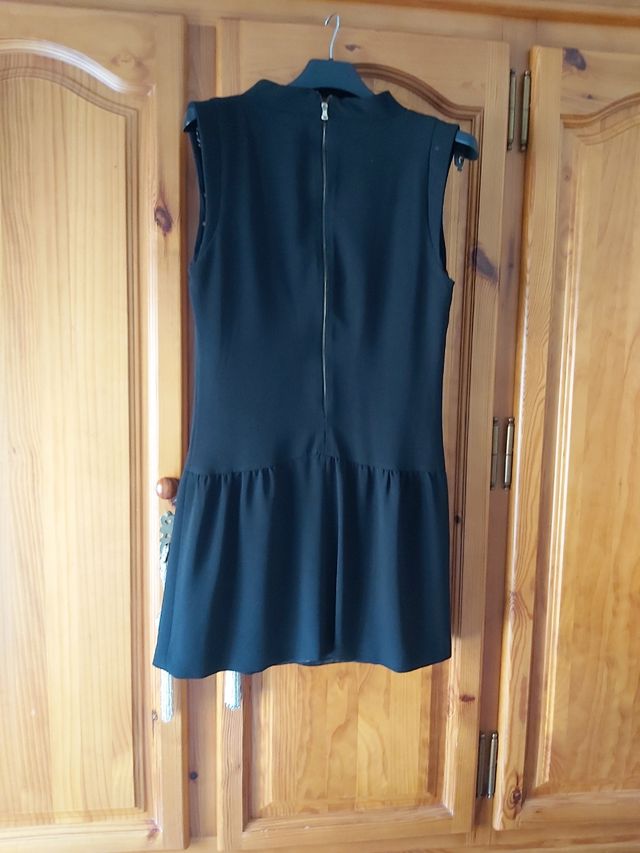 Vestido negro Fórmula Joven