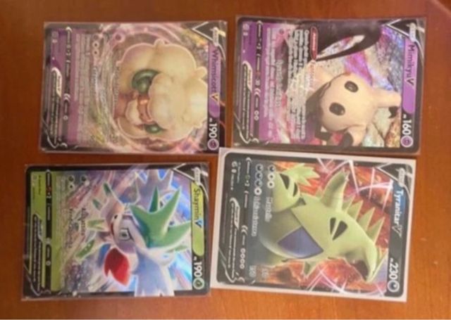Carte Pokemon: Mimikyu, Tyranitar, altre