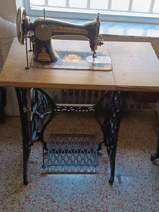Máquina coser Singer antigua
