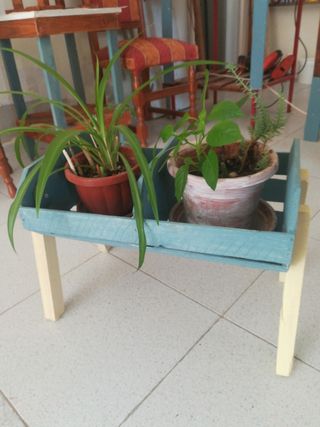 Fioriera shabby chic in legno