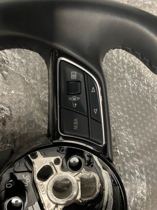 Volante Audi a1 a3 a4 a5 q2 q5 pelle e paddle