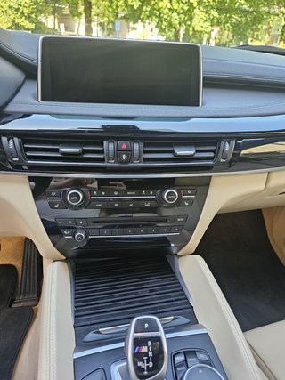 BMW X6 M 50 D 381