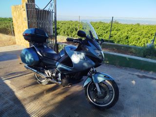 Honda Deauville NT700 - Moto Turismo