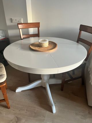 Mesa redonda extensible Ikea blanca