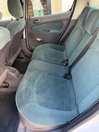 Peugeot 206 2002
