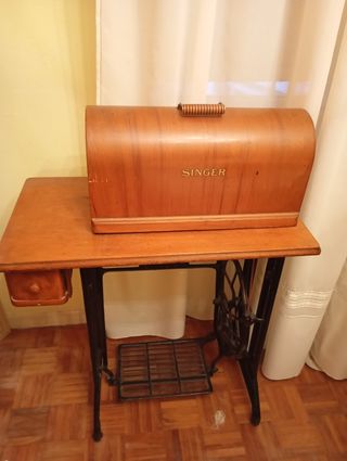 Máquina coser Singer antigua