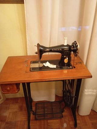 Máquina coser Singer antigua